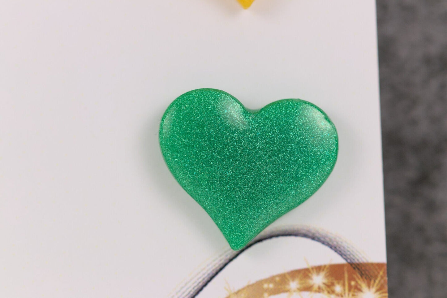 Set 2 perechi de cercei cu surub - Inox - Galben și verde - inimă-Earrings-celestiahandmade