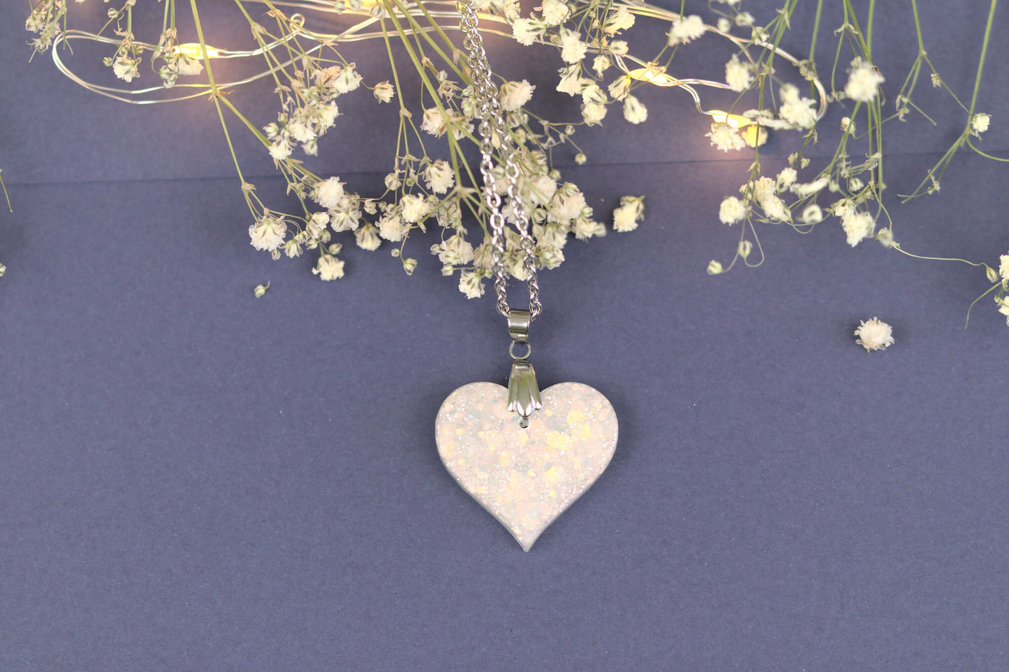 Colier mic - Inima - Inox-  Alb cu Argintiu - Handmade (Colecția Clar de lună)