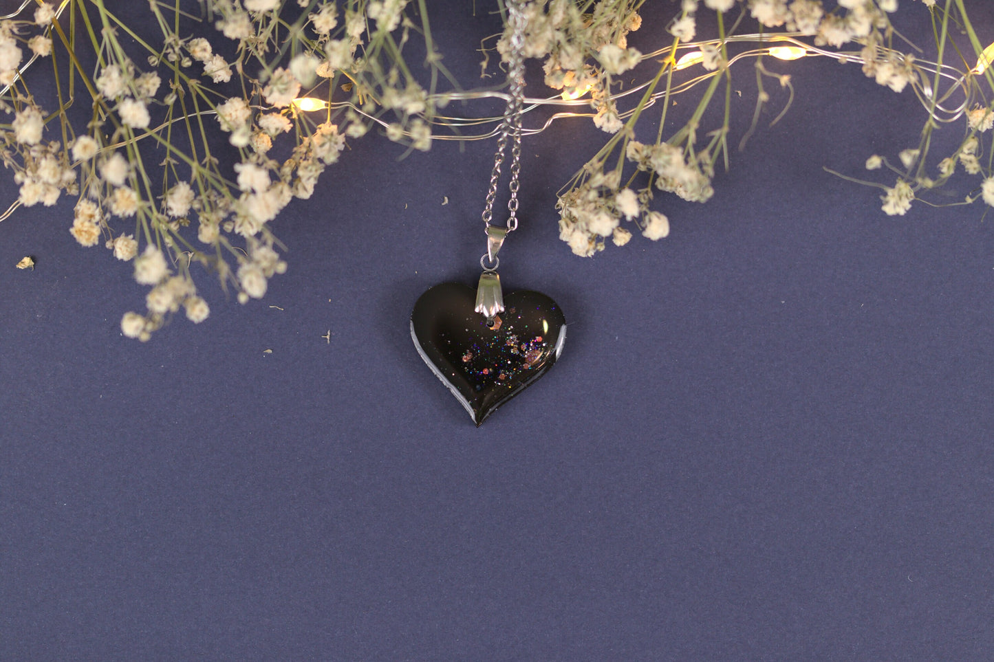 Colier mic - Inima - Inox - Negru cu Argintiu - Handmade (Colecția Nebula)