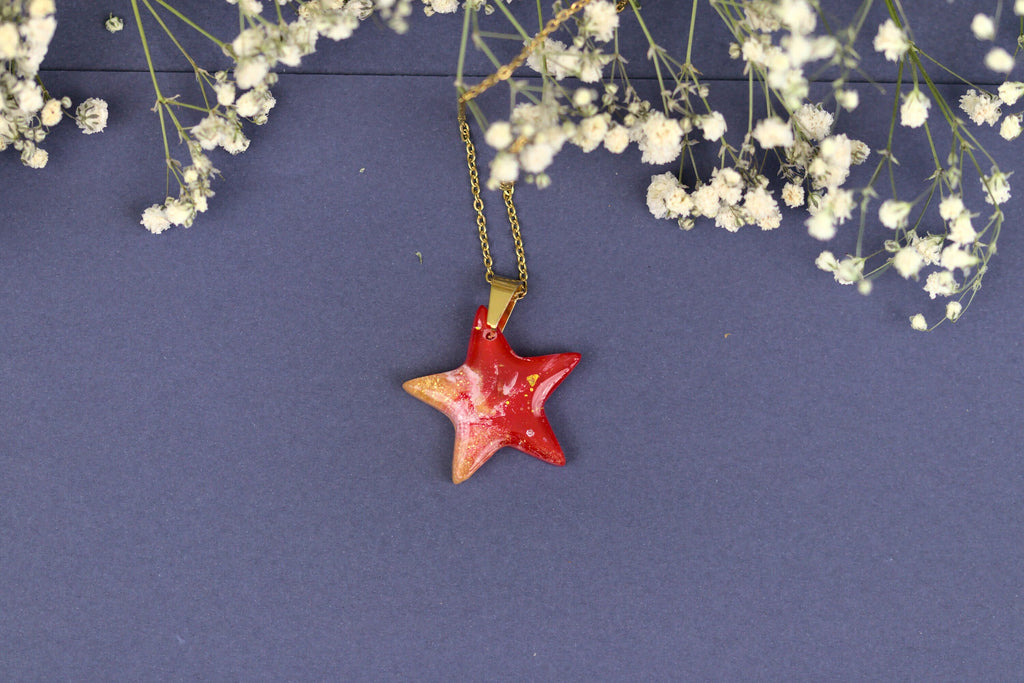 Colier Mic - Stea - Inox - Rosu cu Auriu - Handmade (colecția Universe of Celestia)